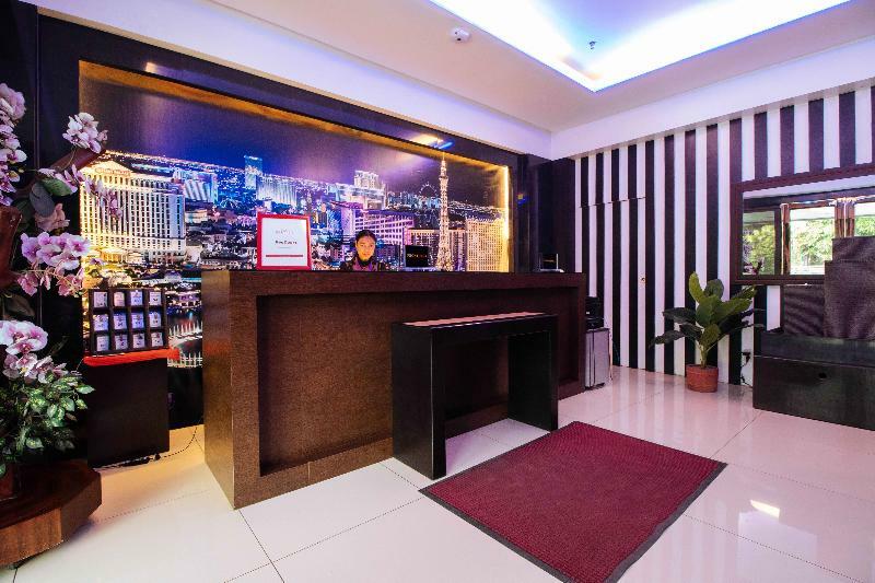 Reddoorz Premium Near Trinoma Cidade Quezon Exterior foto
