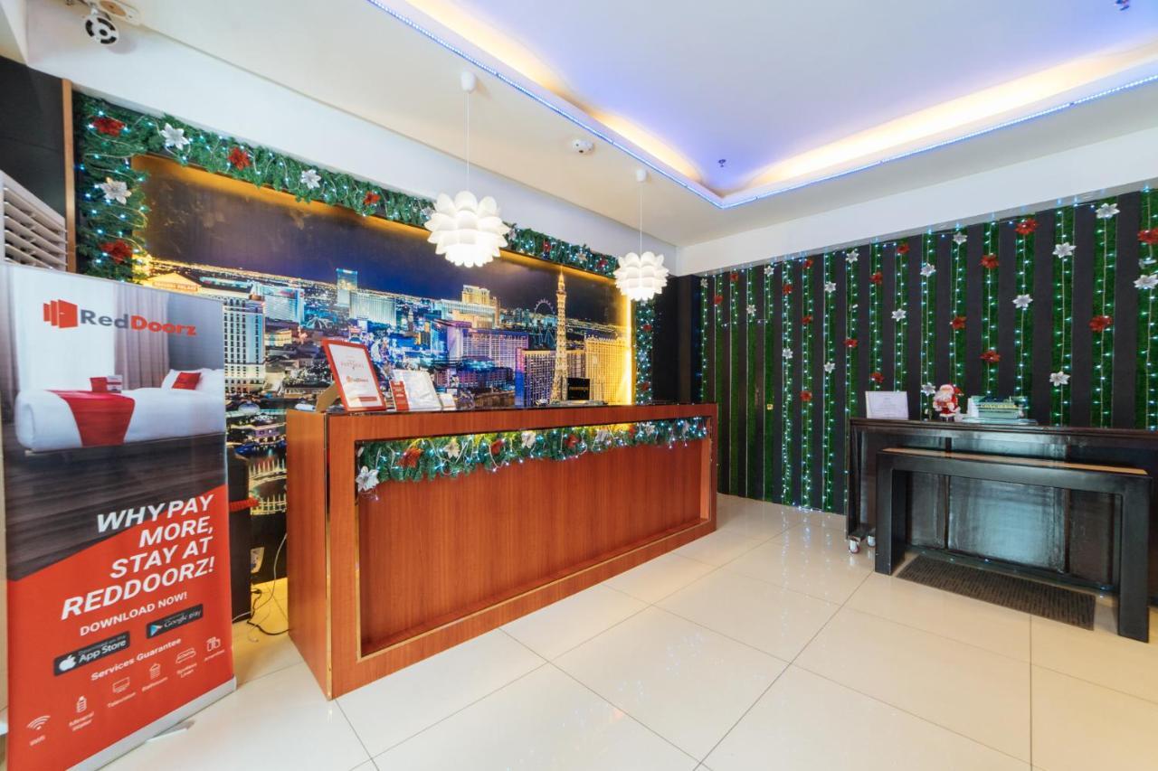 Reddoorz Premium Near Trinoma Cidade Quezon Exterior foto