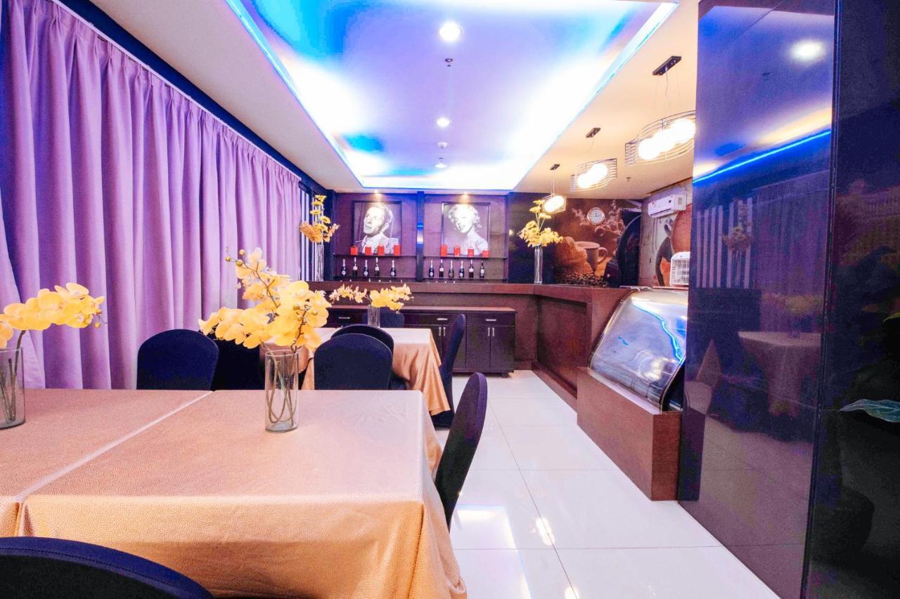 Reddoorz Premium Near Trinoma Cidade Quezon Exterior foto