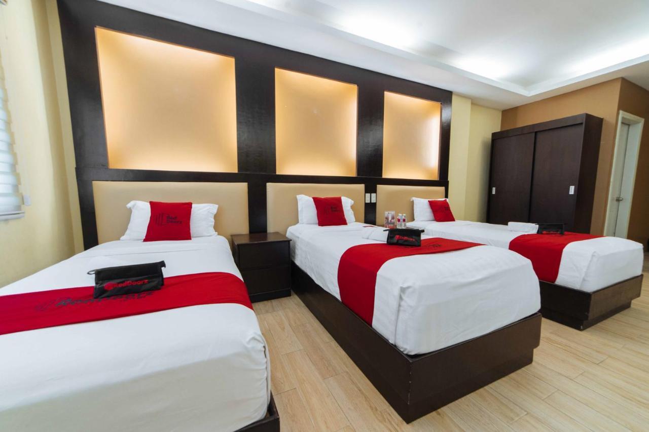 Reddoorz Premium Near Trinoma Cidade Quezon Exterior foto