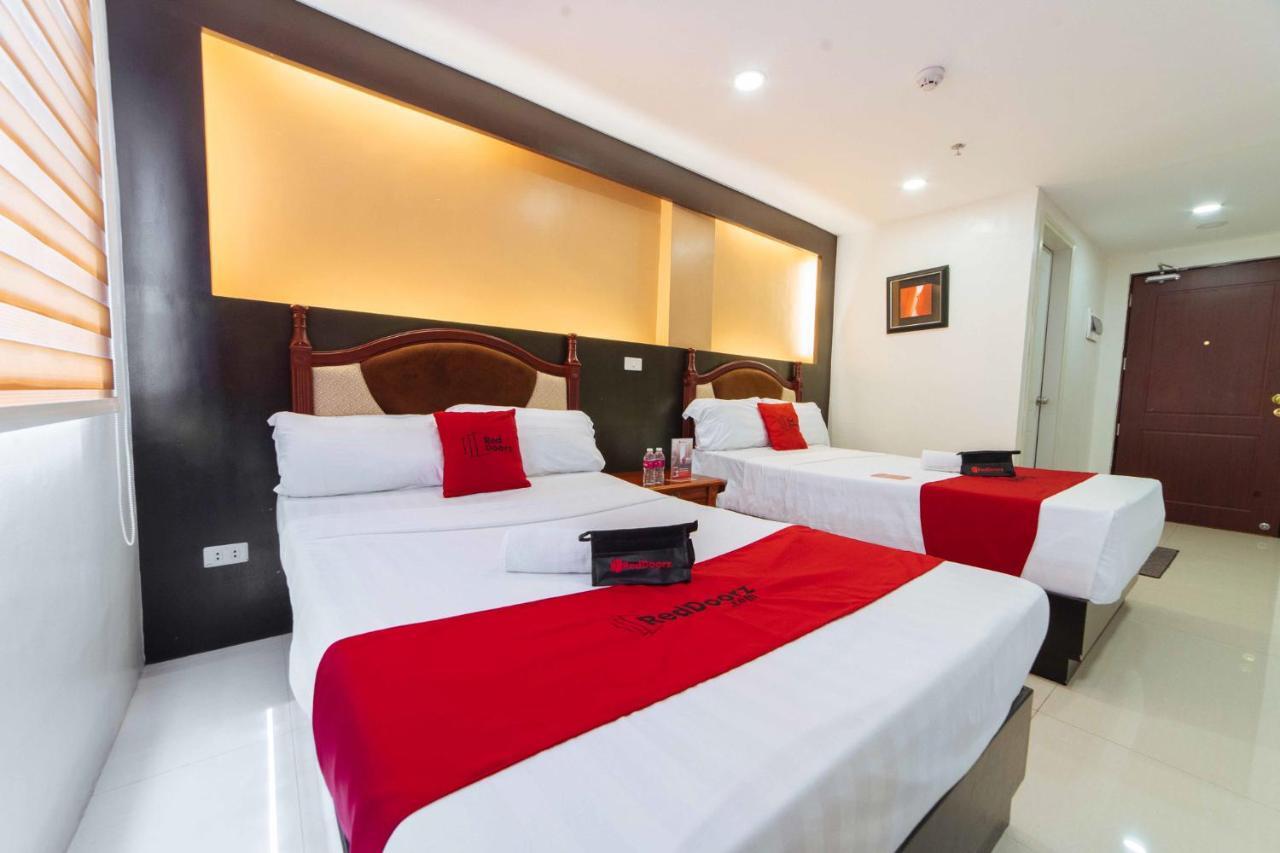 Reddoorz Premium Near Trinoma Cidade Quezon Exterior foto