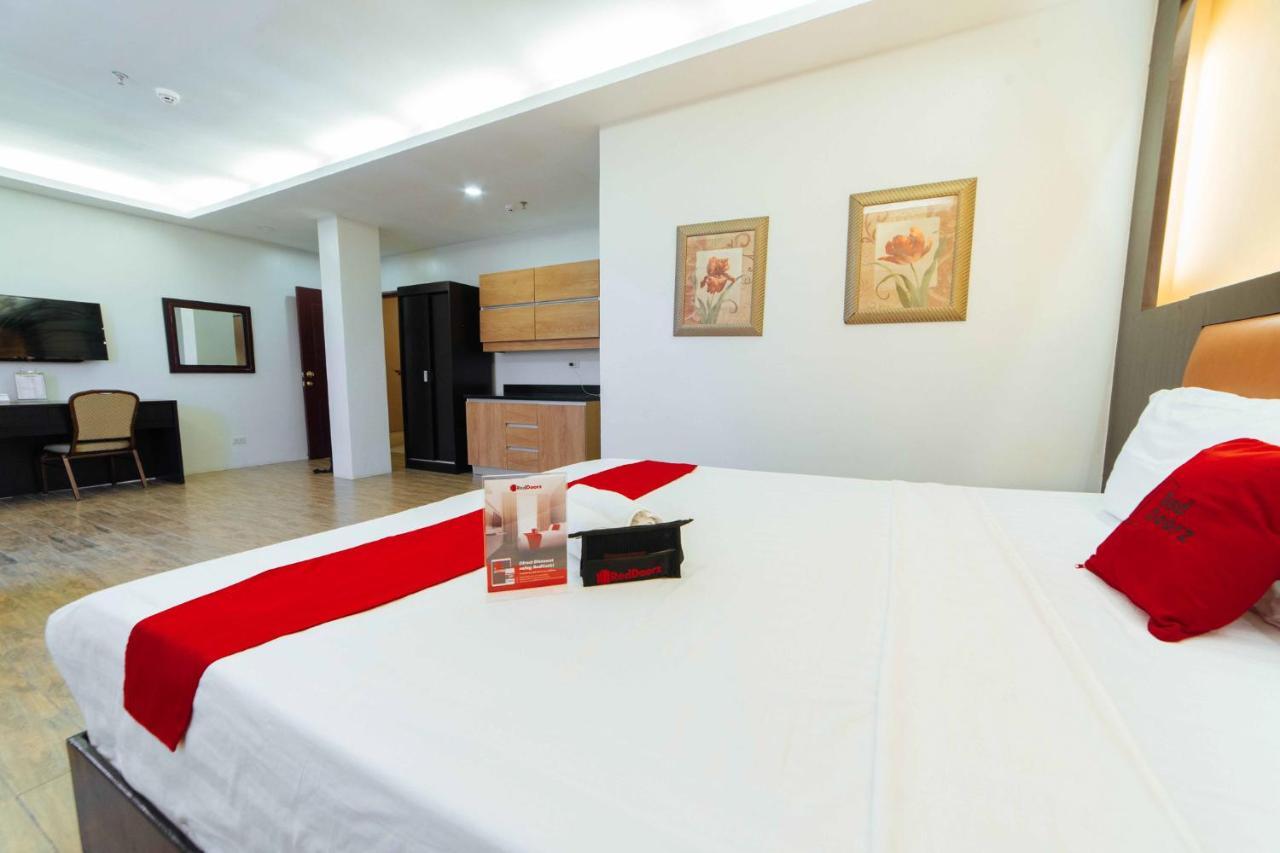 Reddoorz Premium Near Trinoma Cidade Quezon Exterior foto